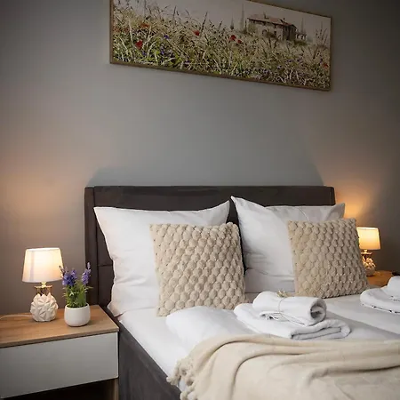 Trevilles Magdalenka Apartamento *